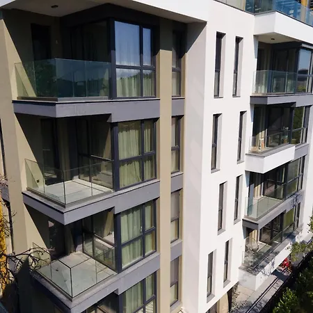 In Complex Elysia Garden Апартамент Варна